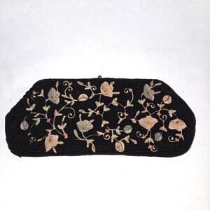 Vintage Intricate Handmade Beaded Floral Kiss-Lock Closure Clutch Handbag Lined